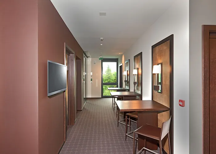 B-smart 汽车旅馆 3*